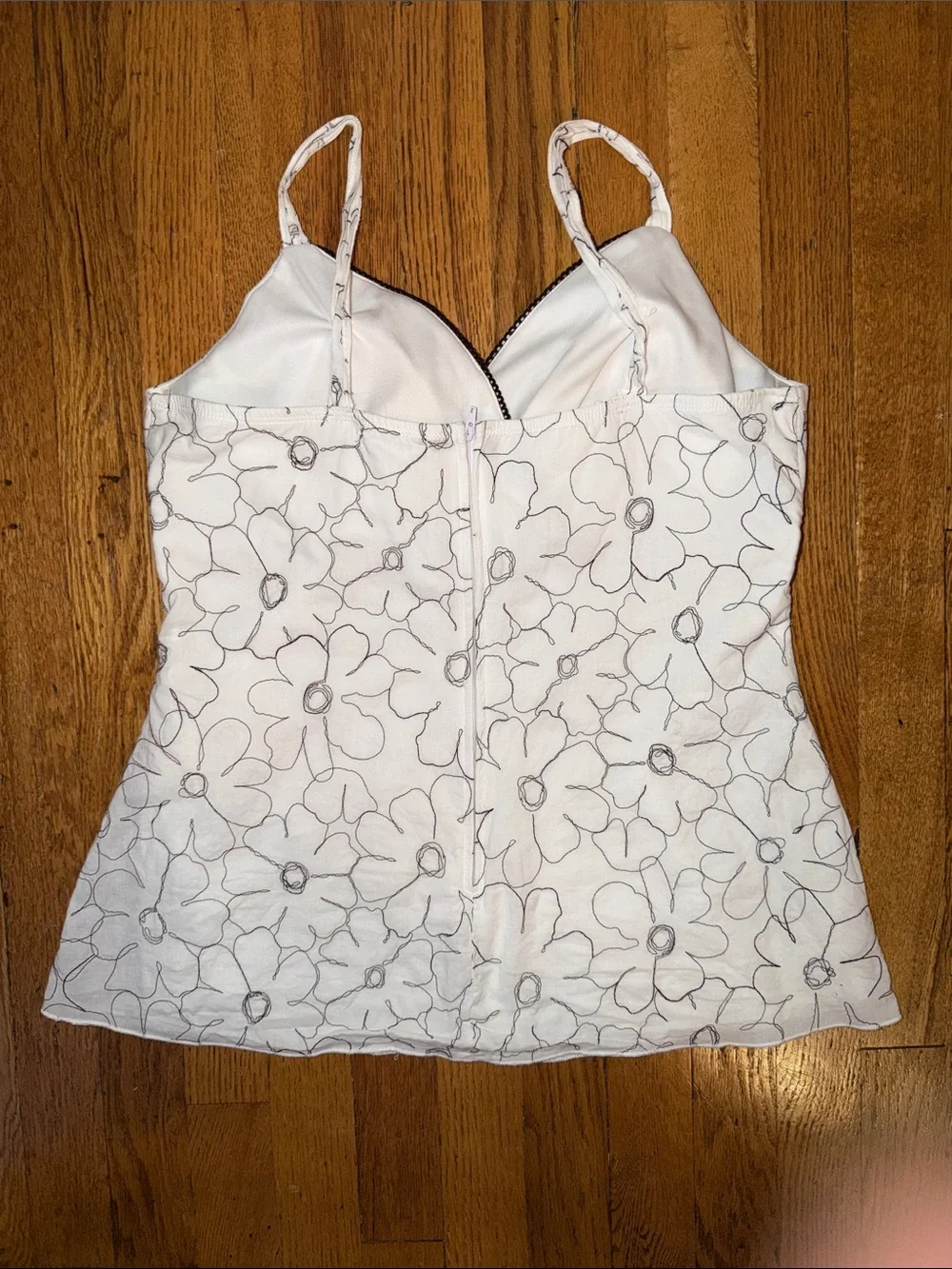Vintage Y2K Dressbarn White Lace-Edged floral Babydoll top - Picture 3 of 6